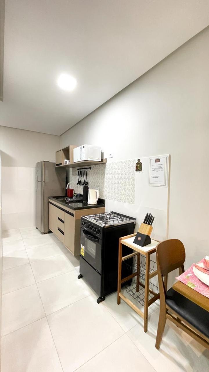 Residencial Bianca, Ap 18 - 1ºandar Apartamento *
